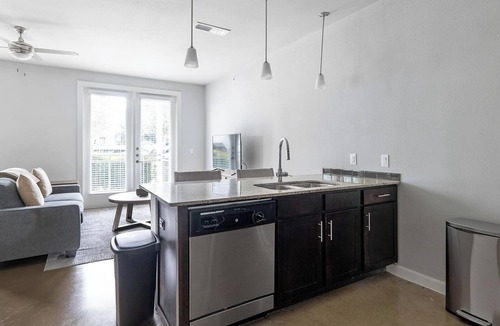 Buda Apartment | Landing | Stunning Studio, Clubhouse, Yoga Studio