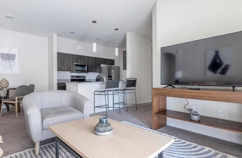 Pflugerville Apartment | Landing | Stylish 2BD, Clubhouse, Gym