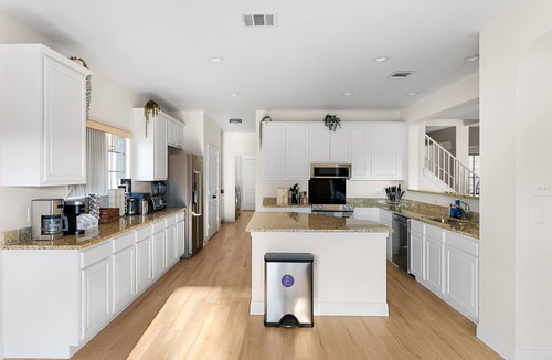 Morningside Meadows House | Large Groups' Luxury House - Pool - Sleep 22