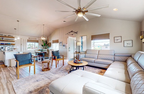 Port Aransas House | Large Home, Private Pool, Outside Entertaining, Golf Cart Included