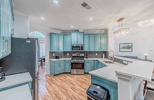 Las Colinas House | Las Colinas Home w/In-Law Suite: Irving Near DFW
