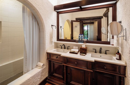 Antigua Guatemala Hotel | Las Cruces Boutique Hotel