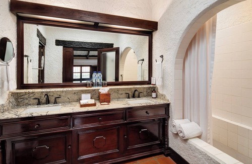 Antigua Guatemala Hotel | Las Cruces Boutique Hotel