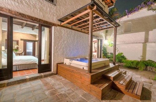Antigua Guatemala Hotel | Las Cruces Boutique Hotel