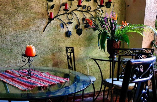 Antigua Guatemala Bed & Breakfast | Las Legendas 3 B&B