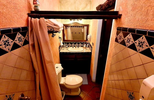 Antigua Guatemala Bed & Breakfast | Las Legendas 4 B&B