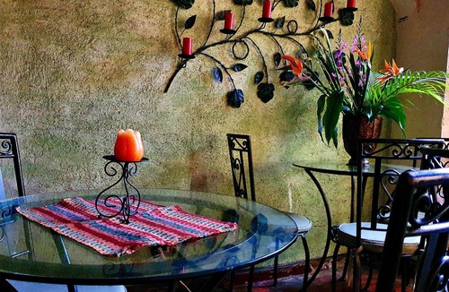 Antigua Guatemala Bed & Breakfast | Las Leyendas 2 B&B