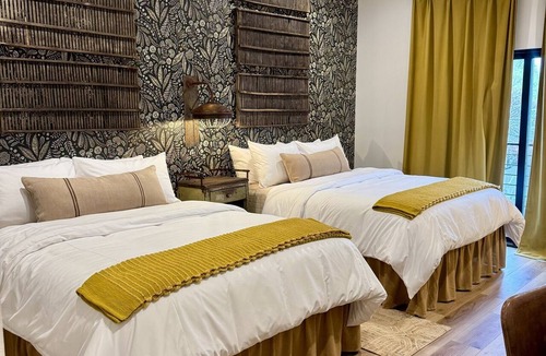 Wimberley Hotel | Lazy Spur Suite — 2 Queens, Modern Western | Gaines Ranch on the Square
