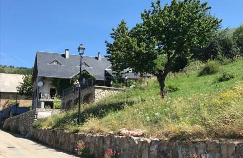 Les Cotes de Corps House | Le Mazacote de Florisol