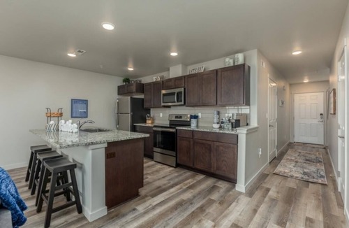 Kennewick House | Let's Gather - Centrally Located & Pet Friendly.