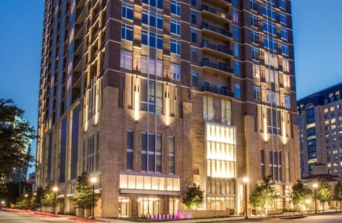 Uptown Apartment | Level Dallas Uptown