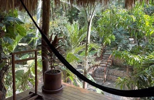 Mazunte Apartment | Loft with Balcony and Nature Views