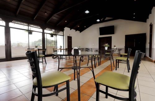 Coban Hotel | Los Faroles