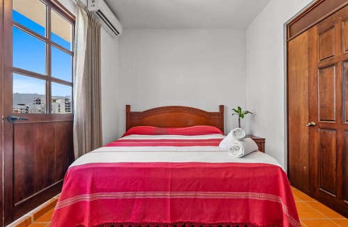 Diaz Ordaz Hotel | Los Gonzalez Hotel by Monyxbnb