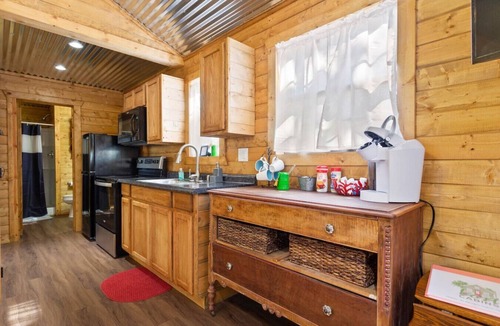 Fredericksburg House | Lost Cabins #1 Reece`s Ranch House