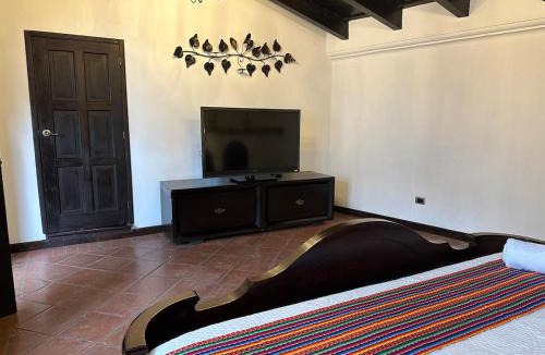 Chisec House | Lovely house in Antigua Guatemala