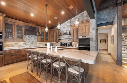 Grand Lake House | LP Lakefront House - *Private Dock* - 7000+ Square Ft of Space, Stunning Views, Impeccable Quality