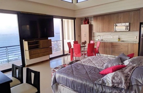 Balcones de Loma Linda House | Lujoso Penthouse con alberca privada para 15 personas en Mazatlán, Sin.