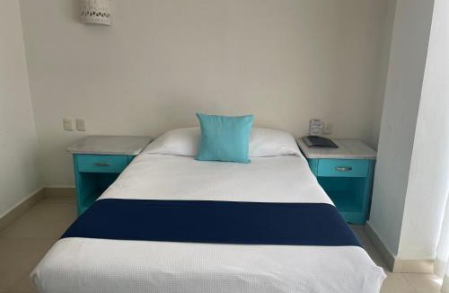 Crucecita Hotel | Luna Creciente