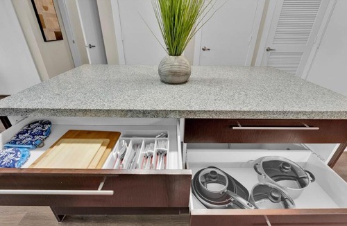 Cedar Park Apartment | LUX 1B1B with Parking, Pool, Gym, Private Patio near Austin