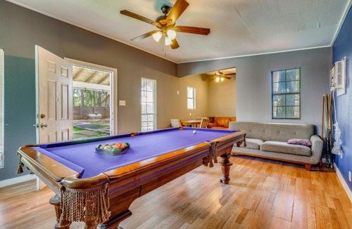Buda House | Luxe Hill Country Home w/Resort-Style Pool!