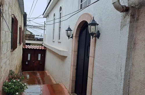 San Lucas Sacatepequez House | Luxurious house, with exclusive details. Living Room, Kitchen, Dining Room, Study Room