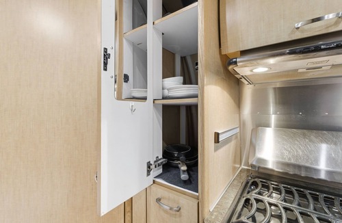 Alamo Heights House | Luxurious Airstream - Hot Tub/Near Airport