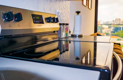 Zona 13 Apartment | Luxurious, overlooking the airport and central.