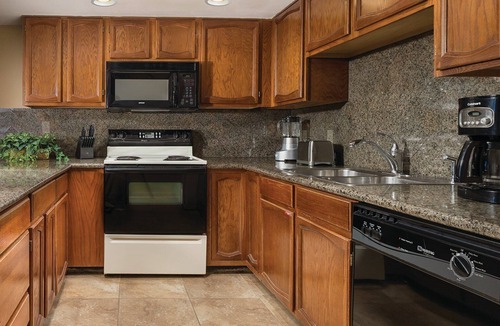 Flagstaff Resort | Luxurious Mountain View Golf Resort with tons of Amenities