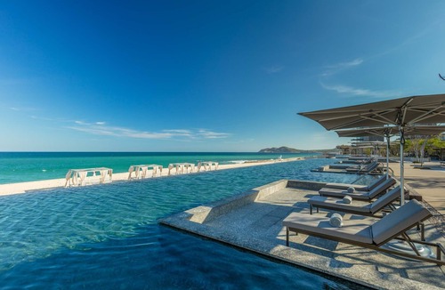 San Jose del Cabo Condo | Luxury 1 Bedroom Residence at The Club at Solaz