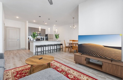 Stony Ridge North Apartment | Luxury 1BD/1BA Near Airport 3498