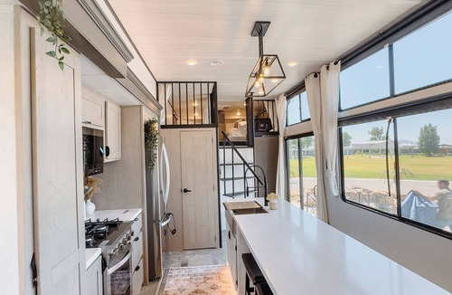 Cholla Bay House | Luxury 2 Story Beachfront RV w/ Lofts – Perfect Family Escape at The Reef!