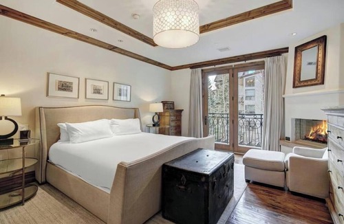Vail Condo | Luxury 2BR Arrabelle residence - ski in/ski out in Lionshead, rooftop pool & spa