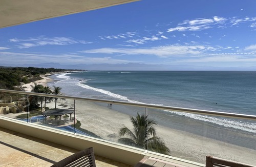 Emiliano Zapata Apartment | Luxury Beach Front Condo in Beautiful Punta de Mita