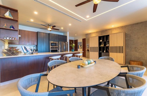 Santa Maria Huatulco Condo | Luxury Coastal Penthouse | Panoramic Ocen Views
