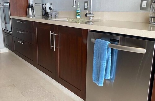 South Shore Hotel Area Condo | Luxury Condo on a private and beautiful swimmable Beach, Hight cleaning st.