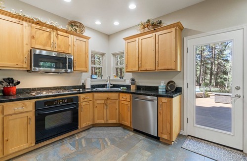 Edgemont Ranch House | Luxury Durango Retreat with Bunkhouse, Hot Tub, Game Room, Large Deck