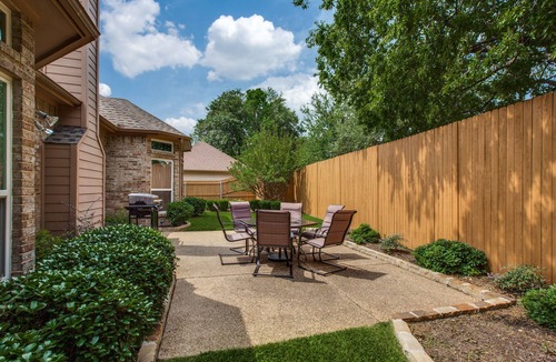 North Arlington House | LUXURY HOME! 5 mins to Cowboy Stadium; 9 mins to Six Flags; 15 mins to DFW