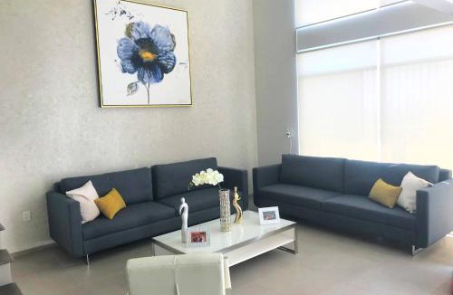 Queretaro House | Luxury house with all the amenities Gym Seg Aa cal Pool Tv Wifi