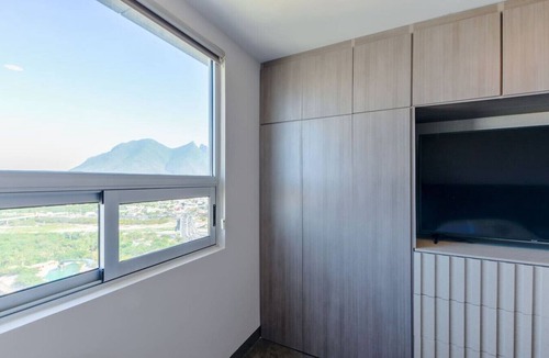 Monterrey Apartment | ¡Luxury in Fundidora! 9 guests + Wifi 3BR|2br