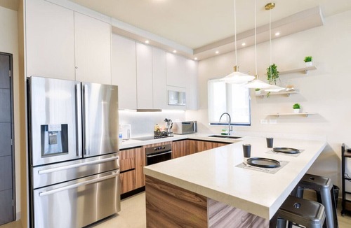 San Jeronimo Apartment | ¡Luxury in San Jeronimo! 1 King & 2 Queen Bed 8ppl