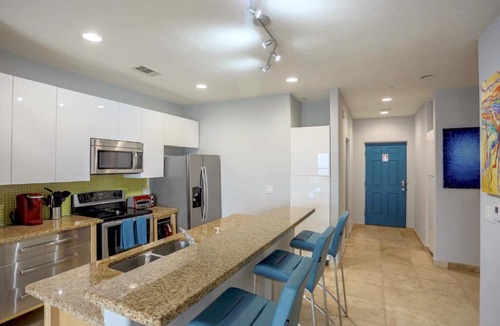 Galveston Apartment | Luxury Oceanfront Condo in Ocean Grove