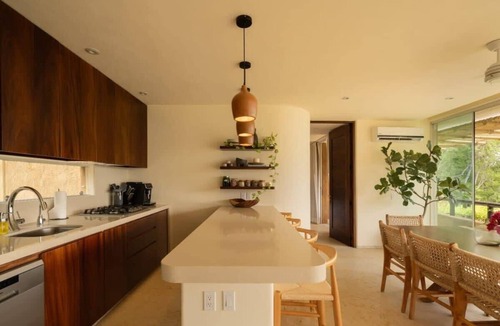 Playa Las Gatas Apartment | Luxury Penthouse | Private Pool Steps from La Ropa