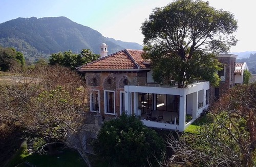 San Mateo Milpas Altas Villa | Luxury Villa in San Mateo 7 min from Antigua with Volcano Views!