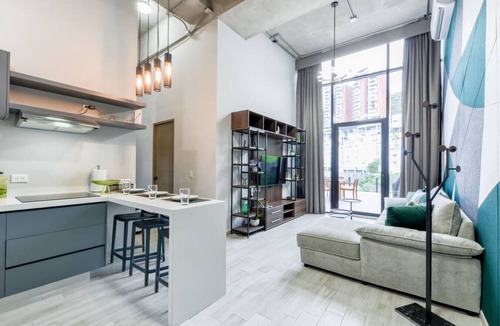 Monterrey Apartment | ¡Luxury with Terrace! King Bed & Sofa Bed 4ppl