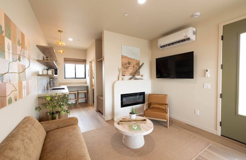 Apache Junction House | Lyra 01: A luxury studio with outdoor soaking tub and deck, Lyra #1