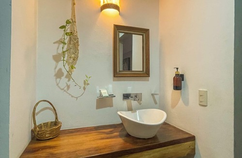 Hidalgo House | Madre Tierra Hotel & Coworking & Hostal