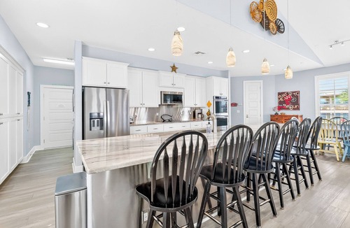 Port Aransas House | Make A Shore Thing your dream home away from home, your slice of paradise await