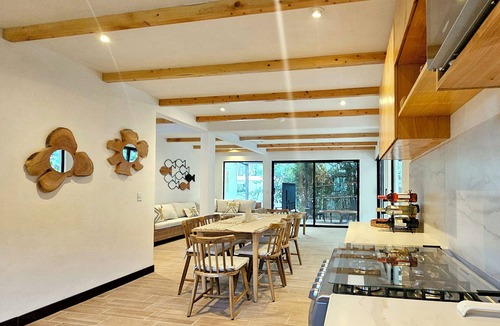San Juan La Laguna House | ! Mansion of Princes! "Dream on the shores of Lake Atitlan".