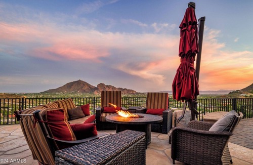 Paradise Valley House | Mansion on the Mountain in Paradise Valley with Breathtaking views!